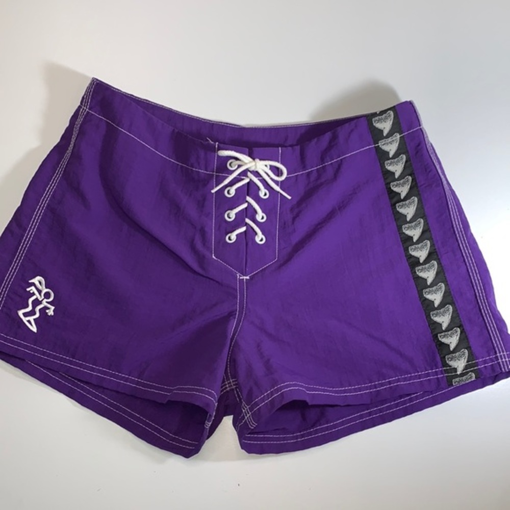 Huihine NEW size 11 purple lace front board shorts